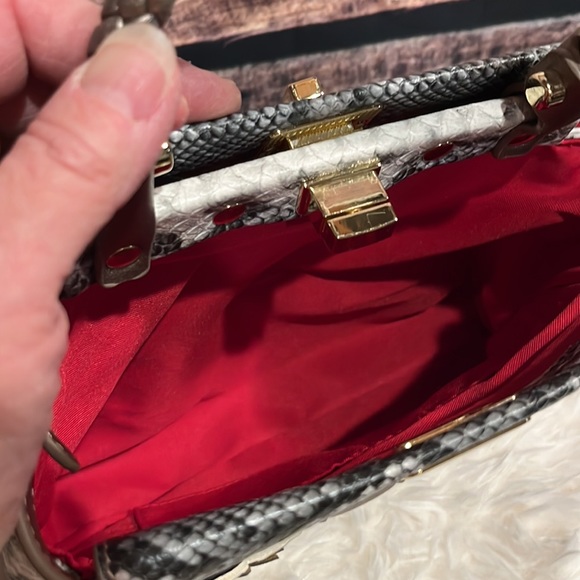 Carlos Falchi bag - Picture 9 of 13